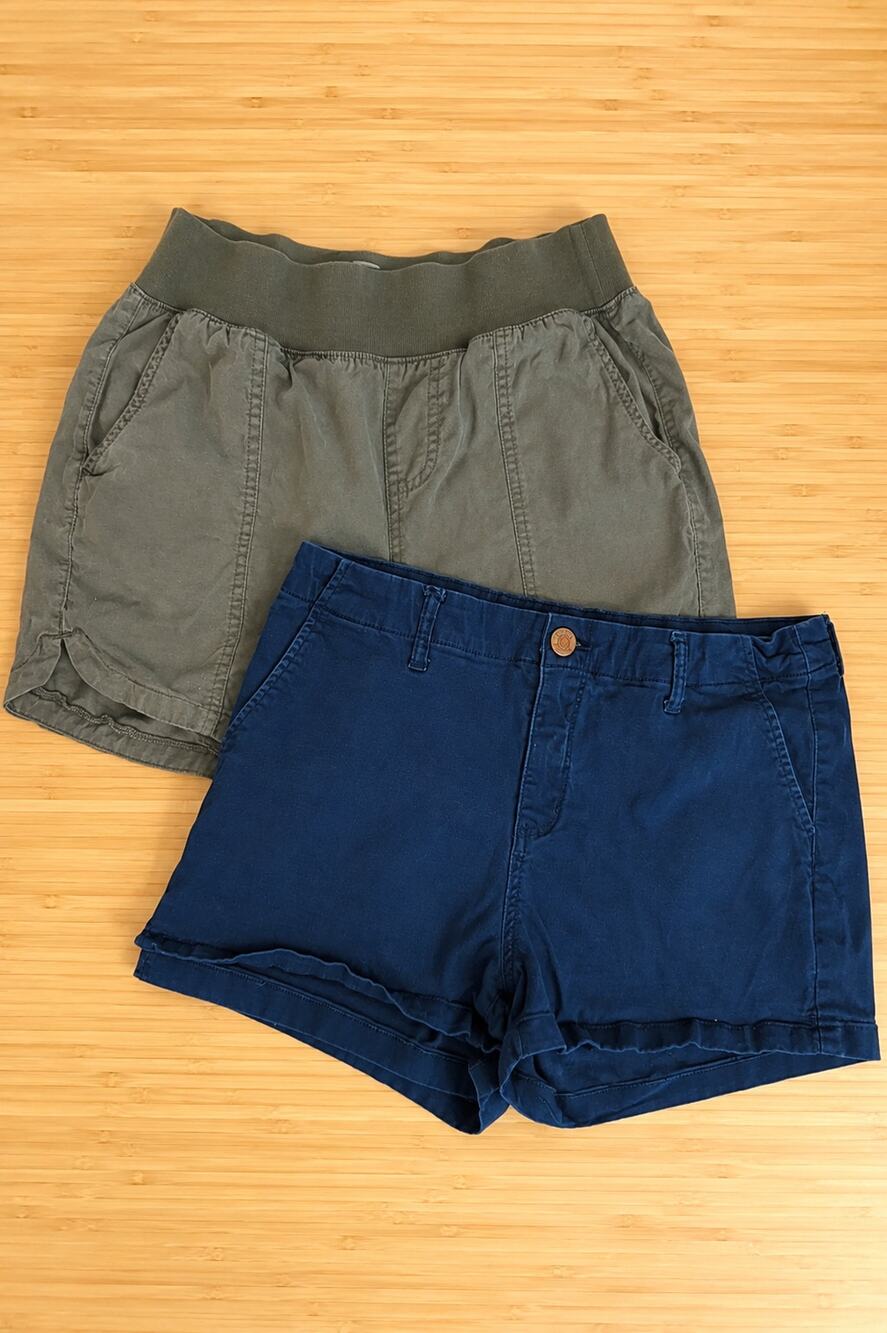 Women's Large (32W) Shorts Bundle - Navy & Olive 2 Pair